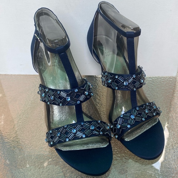 Adrianna Papell Amabel Heeled Sandals size 10m - Picture 3 of 8